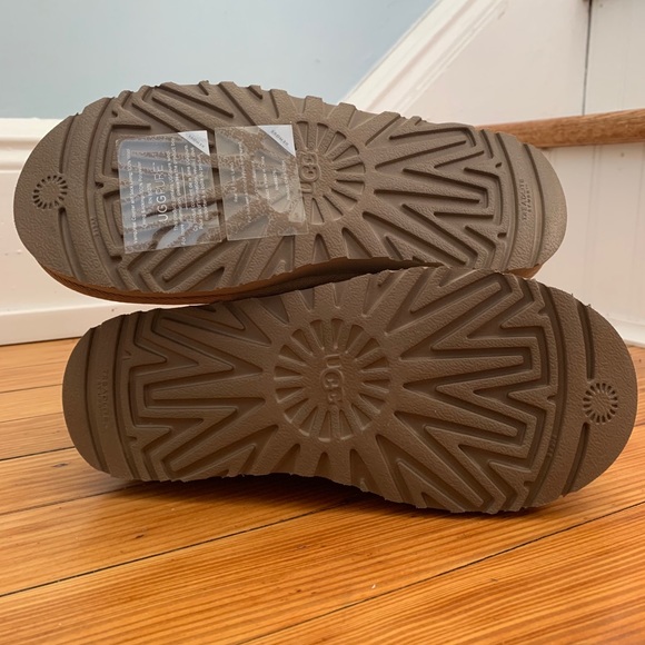 UGG Booties - Picture 4 of 6